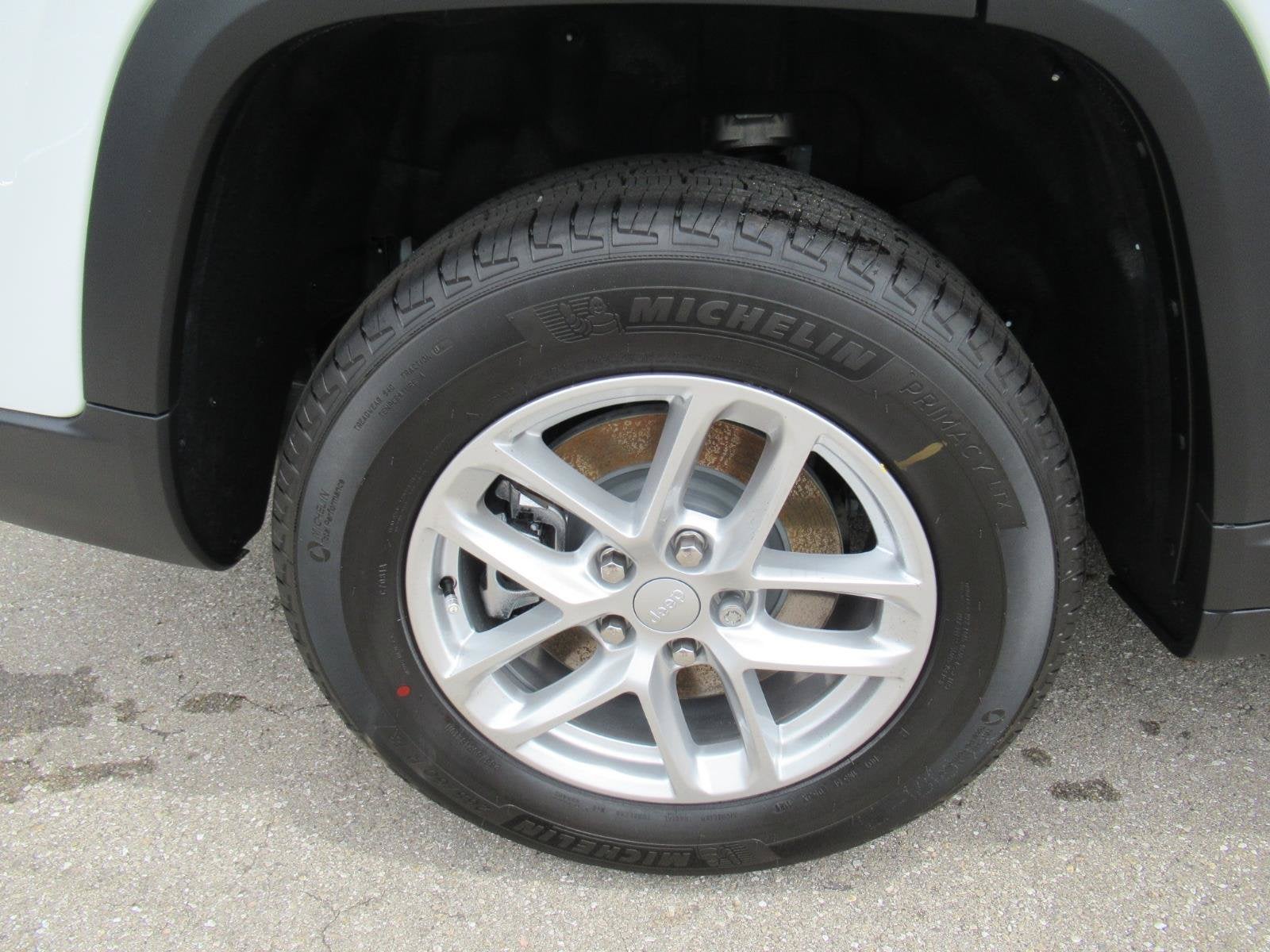 2026 Jeep Grand Cherokee GRAND CHEROKEE L LAREDO X 4X4