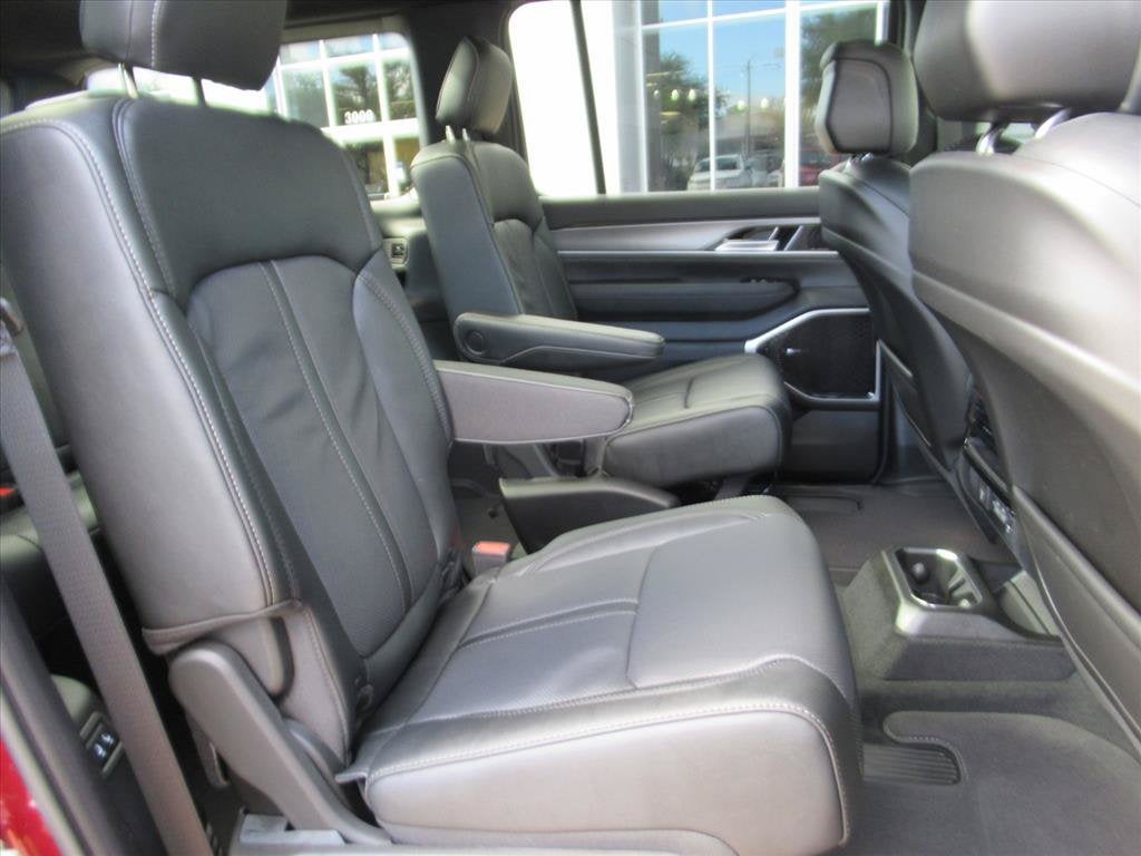 2026 Jeep Grand Wagoneer GRAND WAGONEER LIMITED ALTITUDE 4X4