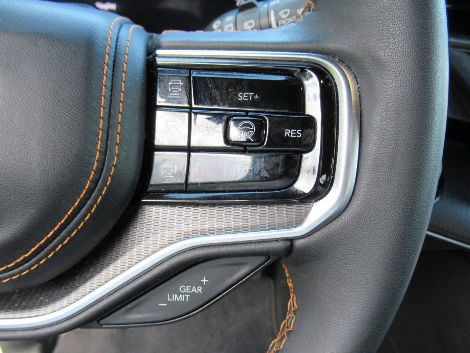 2025 Jeep Grand Wagoneer Series III Obsidian 4x4