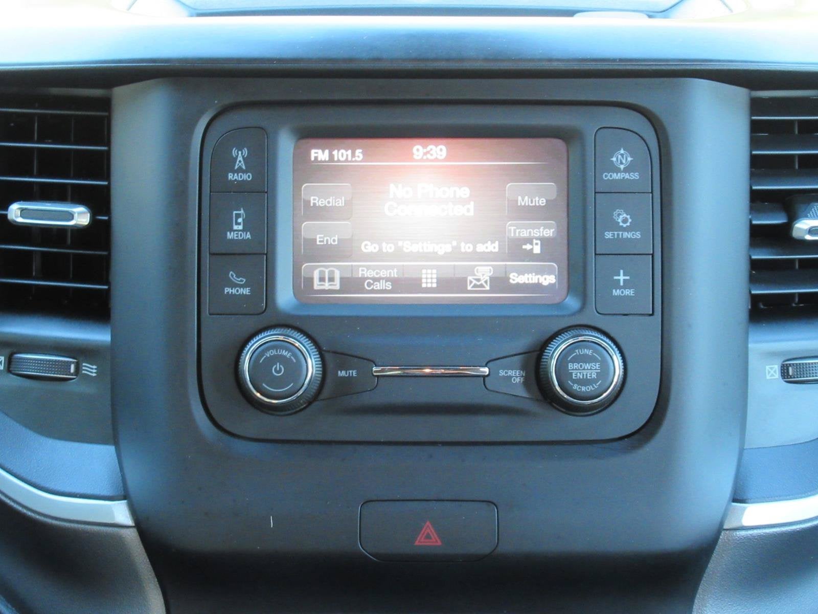 2023 RAM 1500 Big Horn Quad Cab 4x2 6'4' Box