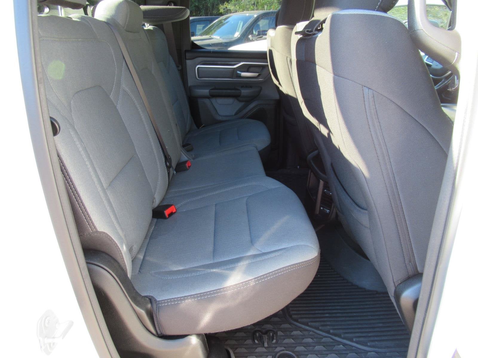 2023 RAM 1500 Big Horn Quad Cab 4x2 6'4' Box