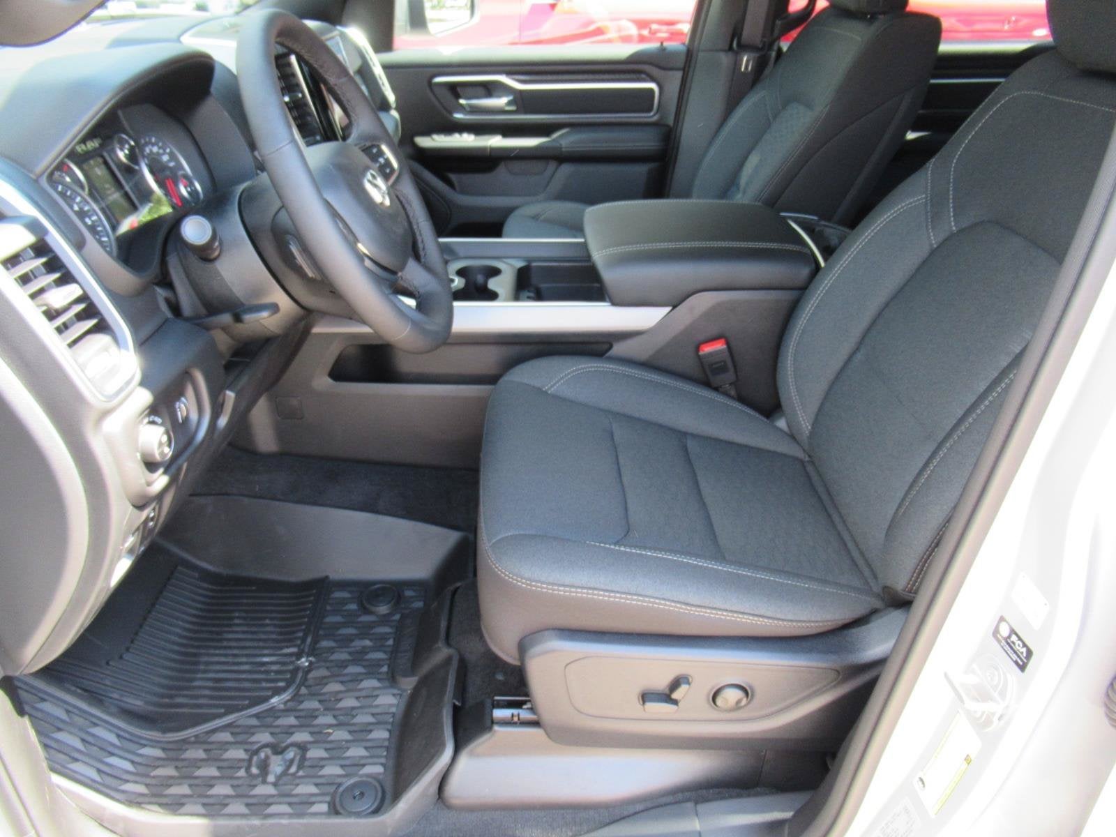 2027 RAM Ram 1500 RAM 1500 BIG HORN CREW CAB 4X2 5'7' BOX