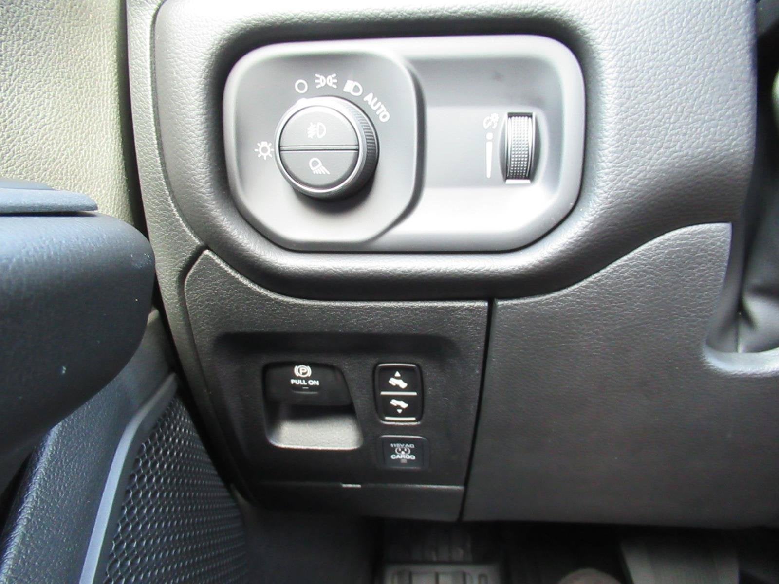 2026 RAM Ram 1500 RAM 1500 BIG HORN CREW CAB 4X2 6'4' BOX