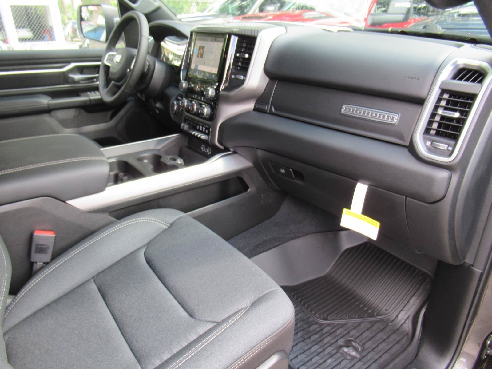 2026 RAM 1500 RAM 1500 BIG HORN CREW CAB 4X2 6'4' BOX