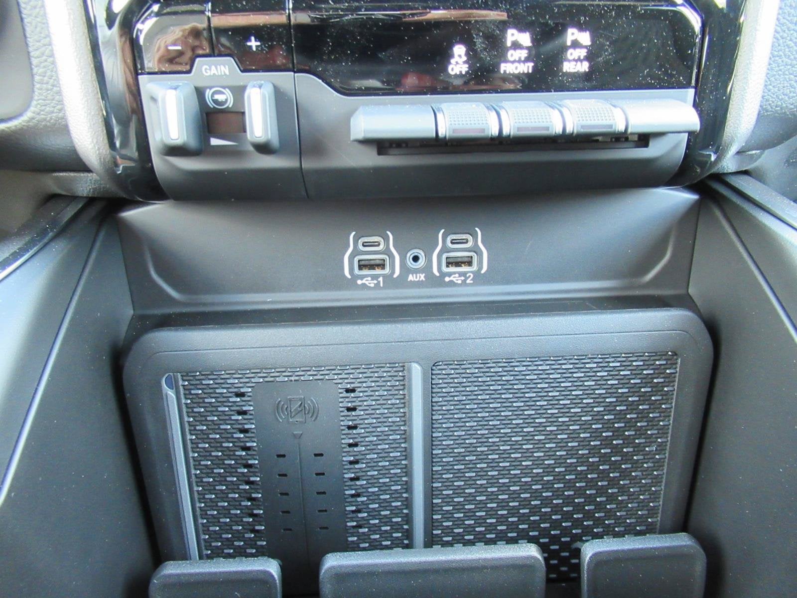 2027 RAM Ram 1500 RAM 1500 BIG HORN CREW CAB 4X4 5'7' BOX
