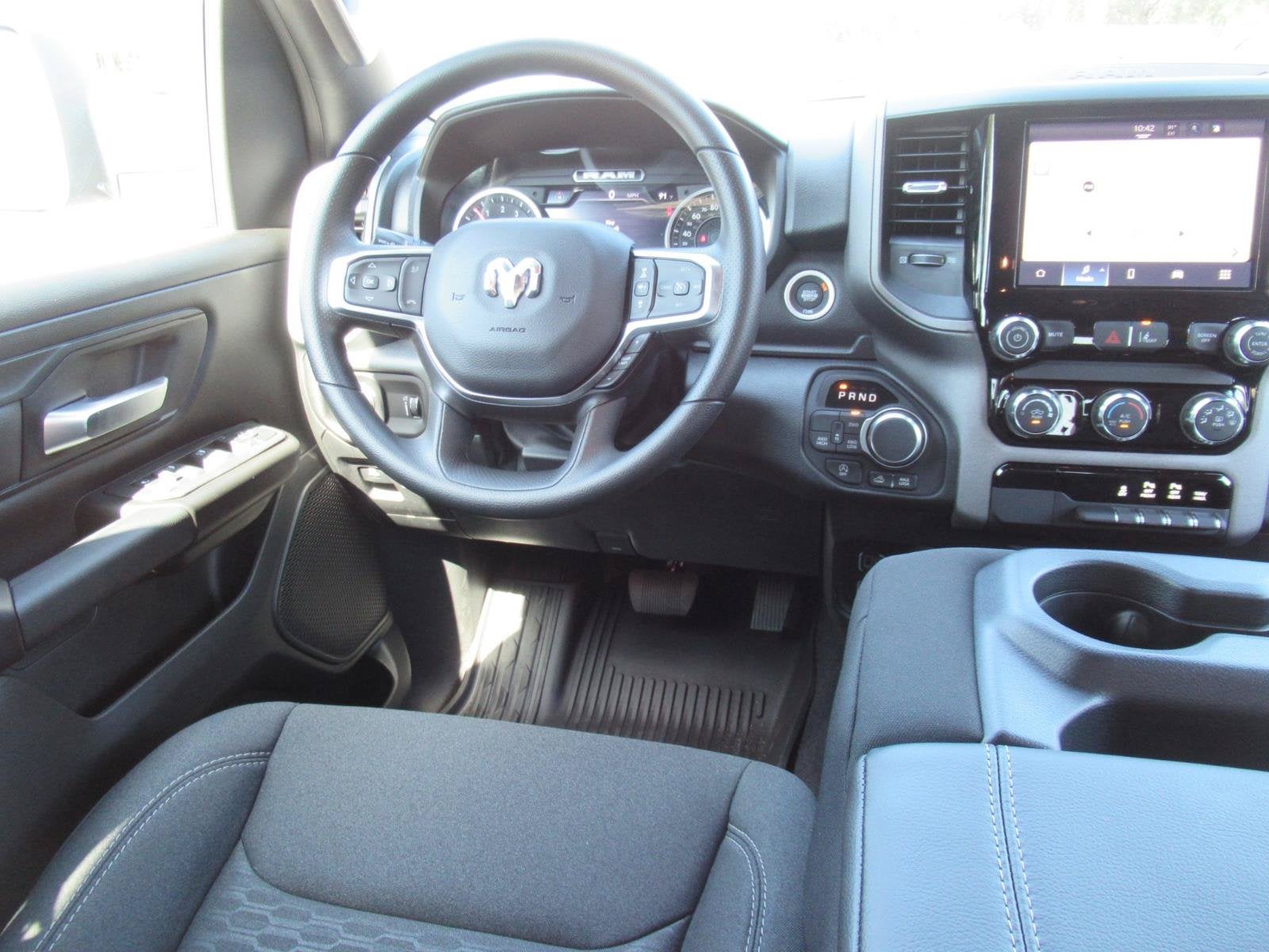 2026 RAM 1500 RAM 1500 WARLOCK CREW CAB 4X4 5'7' BOX