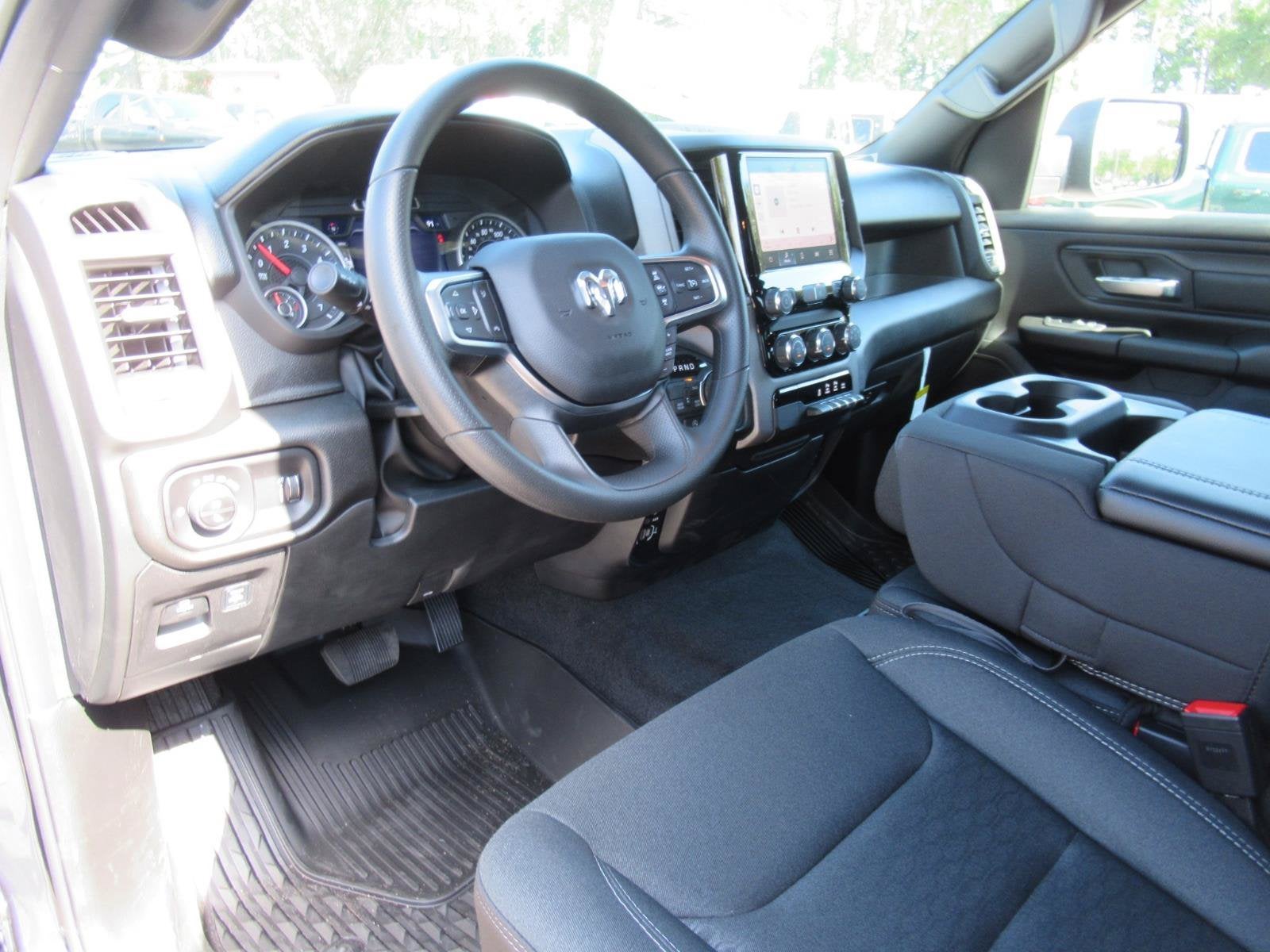 2026 RAM 1500 RAM 1500 WARLOCK CREW CAB 4X4 5'7' BOX