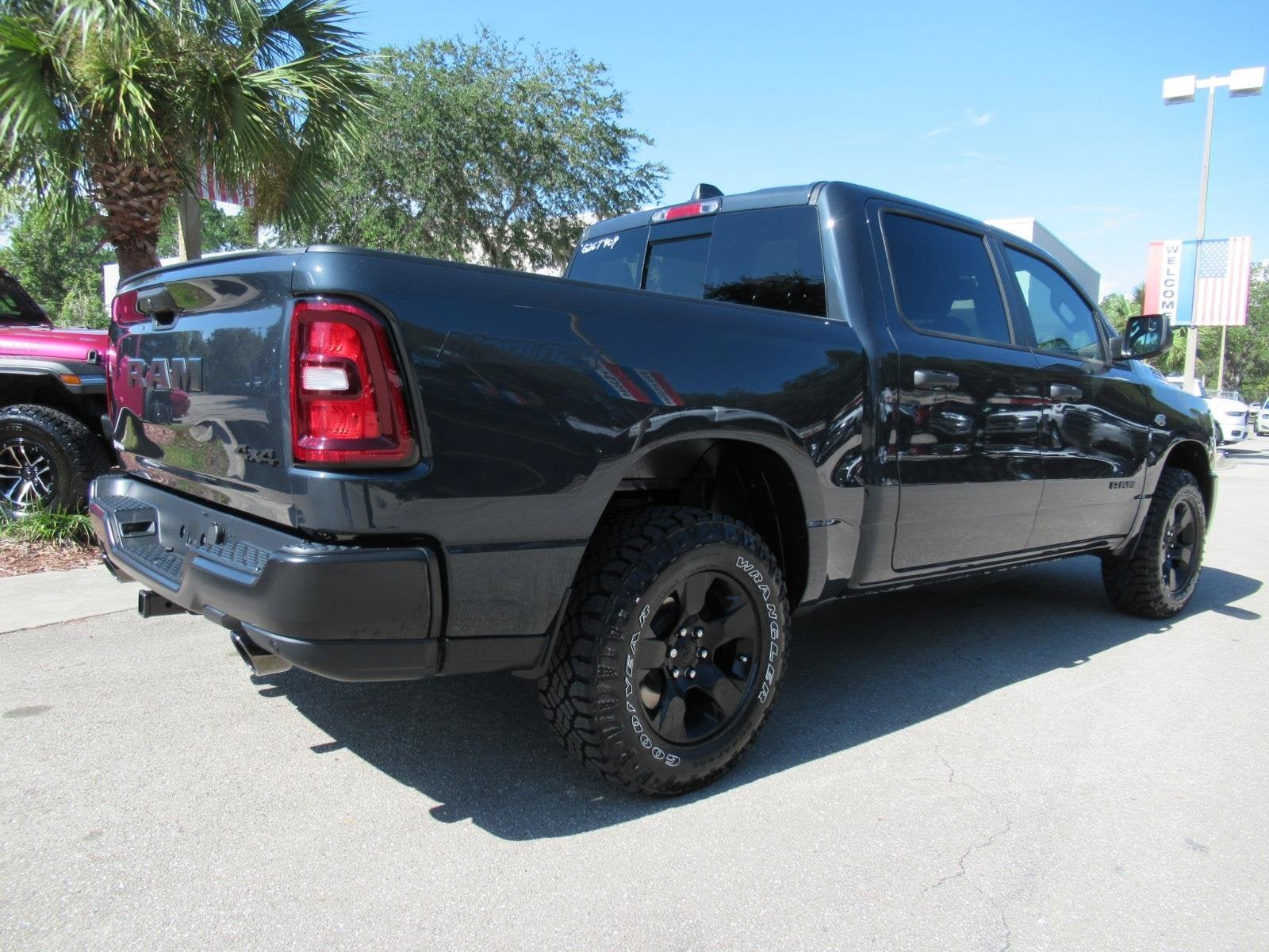 2026 RAM 1500 RAM 1500 WARLOCK CREW CAB 4X4 5'7' BOX