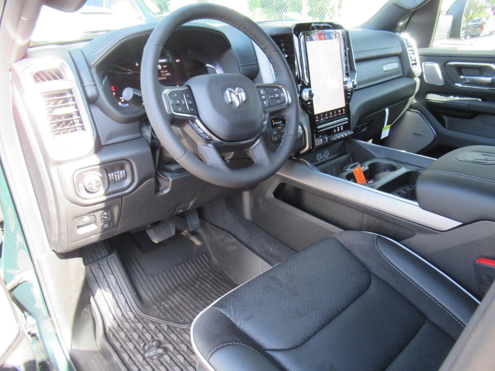 2027 RAM 1500 RAM 1500 LARAMIE CREW CAB 4X4 5'7' BOX