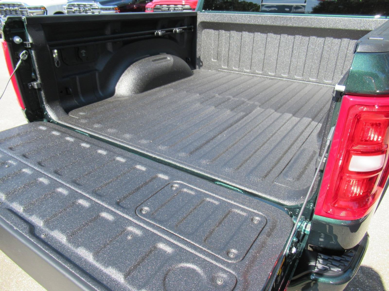 2027 RAM 1500 RAM 1500 LARAMIE CREW CAB 4X4 5'7' BOX
