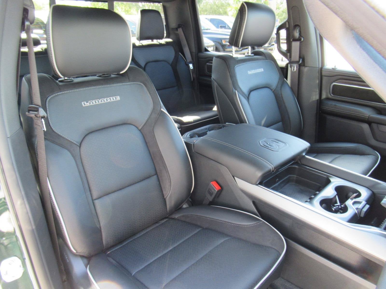 2027 RAM 1500 RAM 1500 LARAMIE CREW CAB 4X4 5'7' BOX