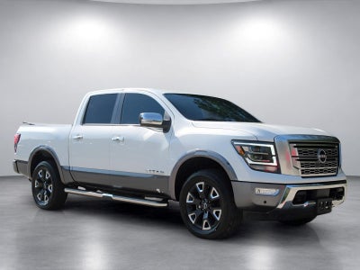 2023 Nissan TITAN Crew Cab Platinum Reserve 4x4