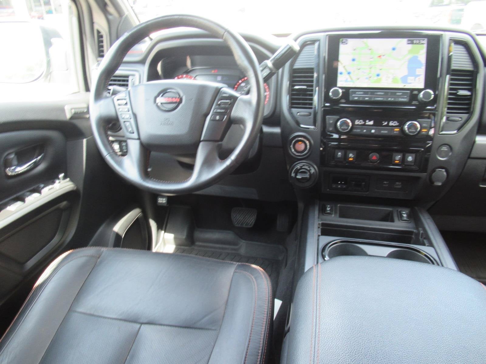 2022 Nissan Titan Crew Cab PRO-4X 4x4