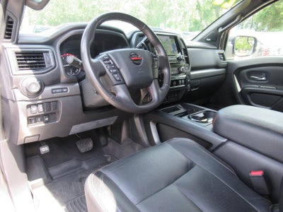 2022 Nissan Titan Crew Cab PRO-4X 4x4