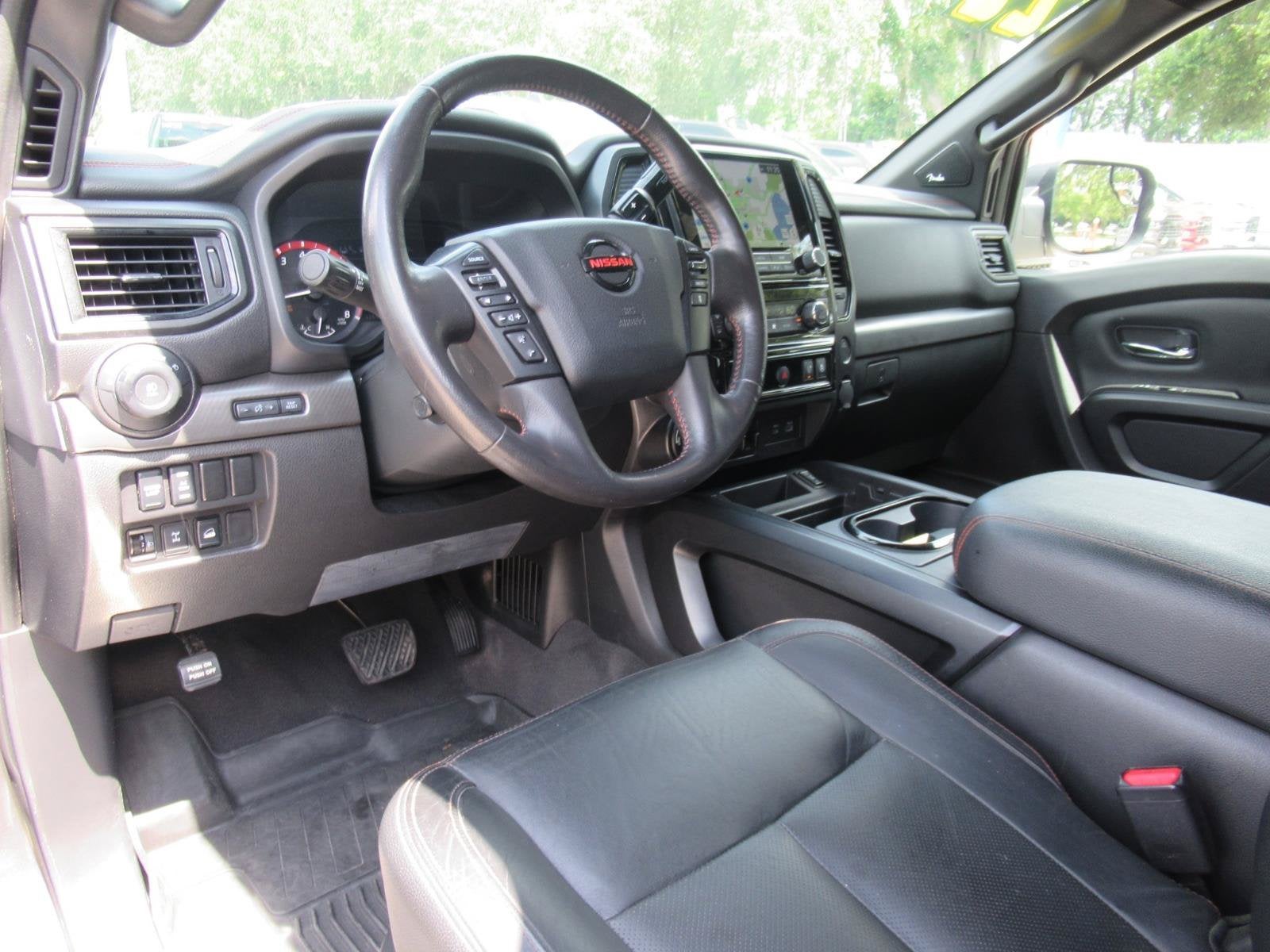 2022 Nissan Titan Crew Cab PRO-4X 4x4