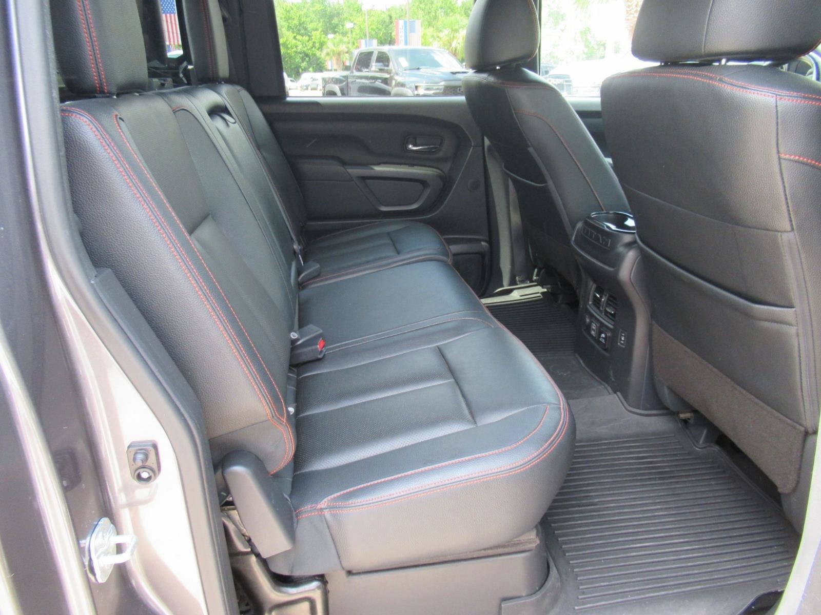 2022 Nissan Titan Crew Cab PRO-4X 4x4