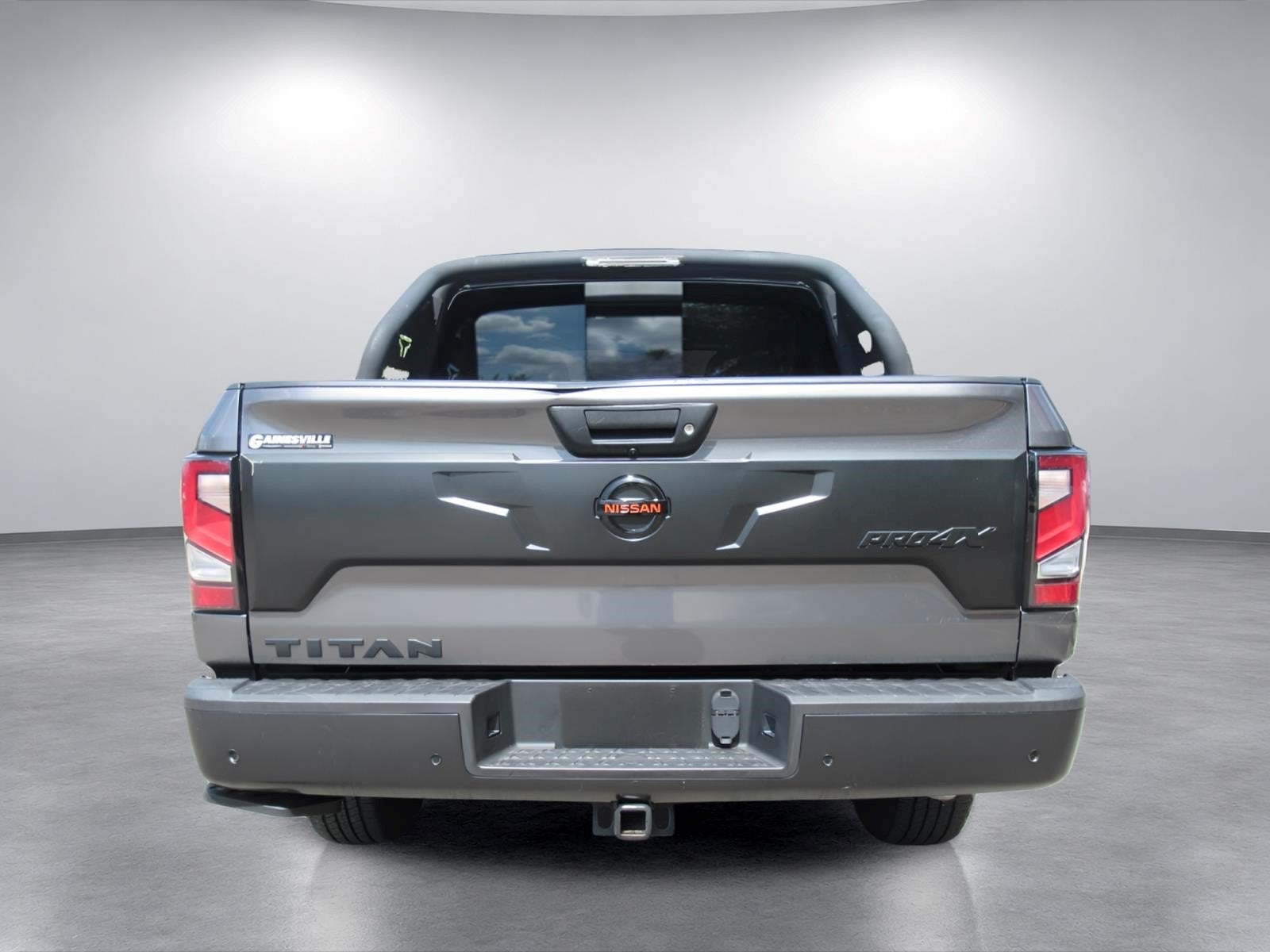 2022 Nissan Titan Crew Cab PRO-4X 4x4
