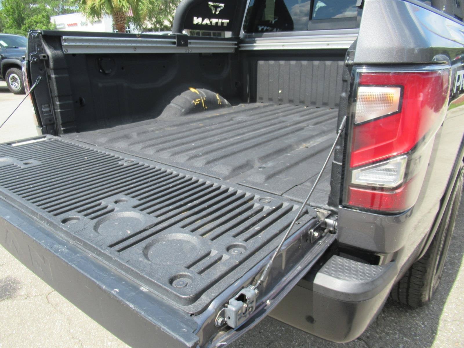 2022 Nissan Titan Crew Cab PRO-4X 4x4