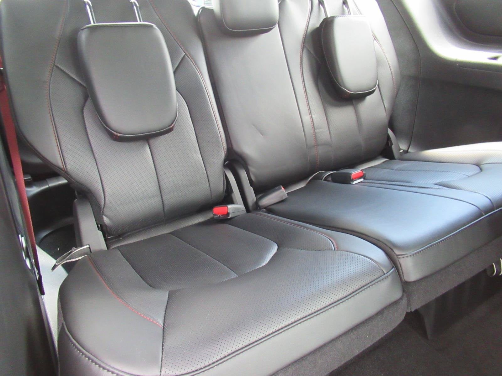 2027 Chrysler Pacifica PACIFICA SELECT