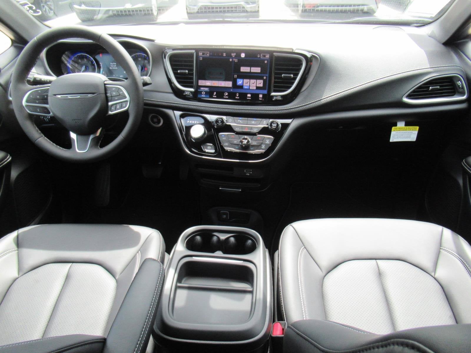 2027 Chrysler Pacifica PACIFICA SELECT