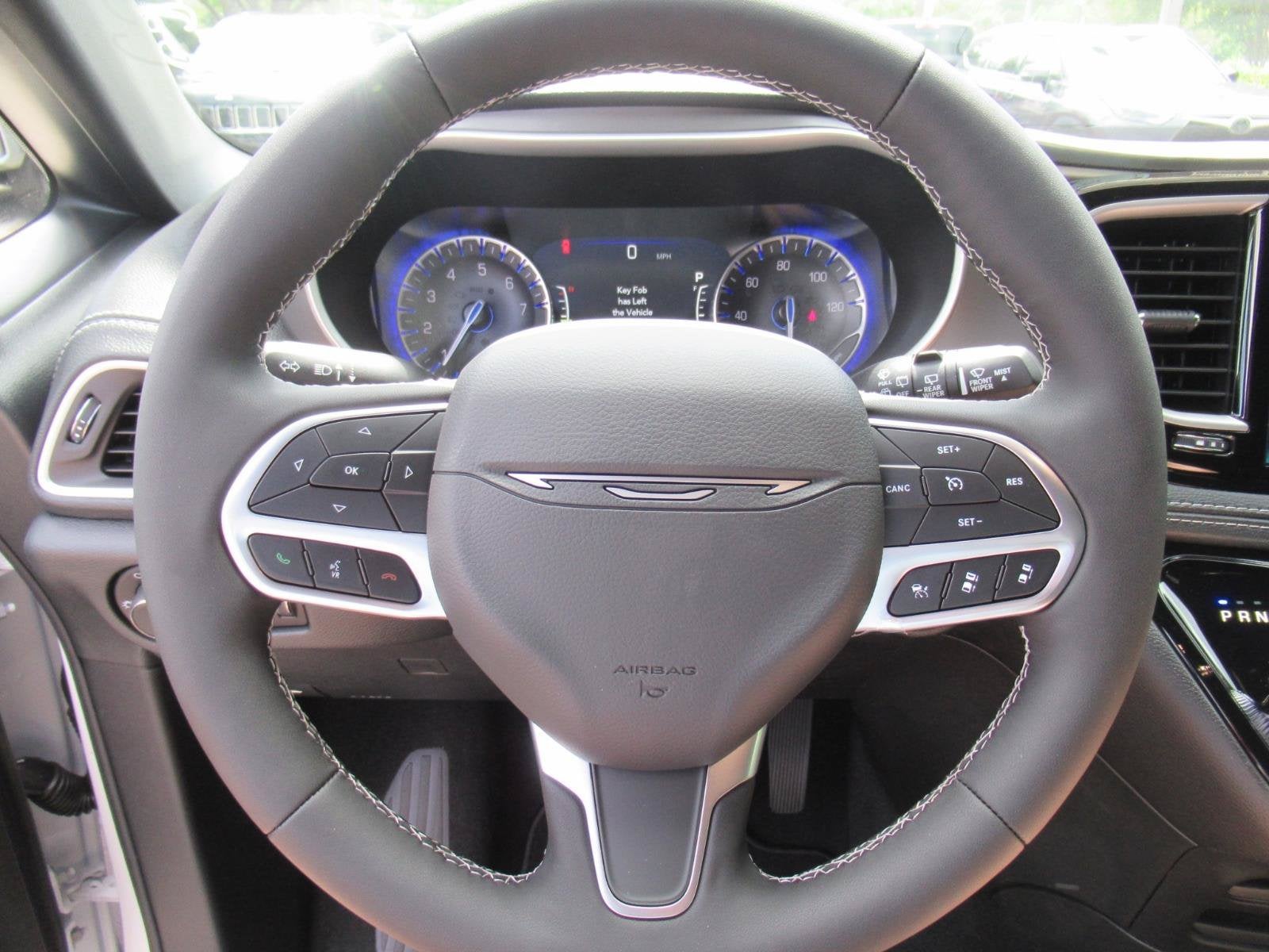 2027 Chrysler Pacifica PACIFICA SELECT