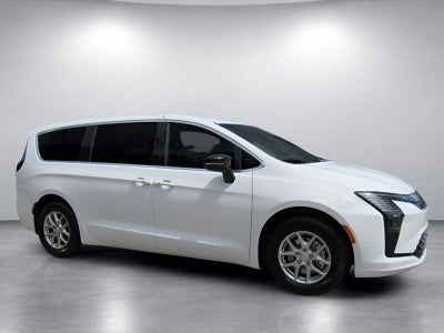 2027 Chrysler Pacifica PACIFICA SELECT