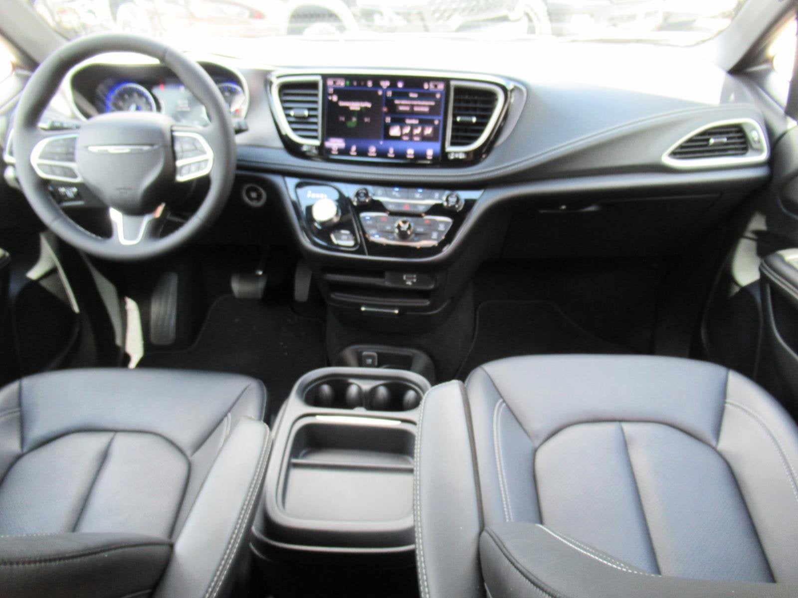 2027 Chrysler Pacifica PACIFICA SELECT