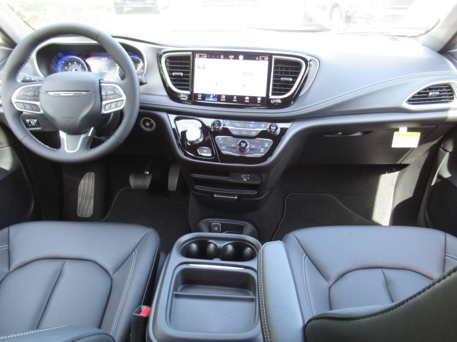 2027 Chrysler Pacifica PACIFICA SELECT