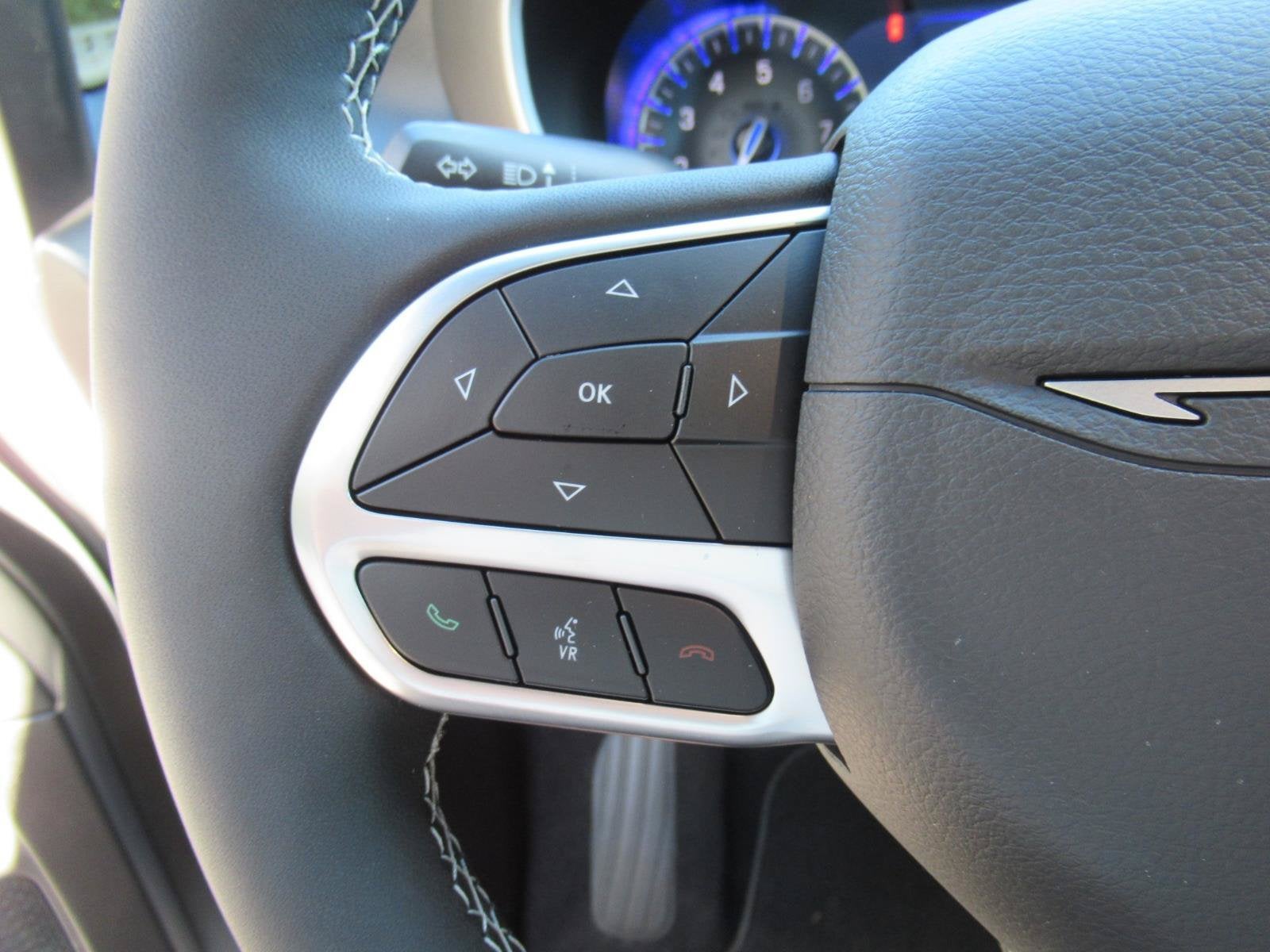 2027 Chrysler Pacifica PACIFICA SELECT