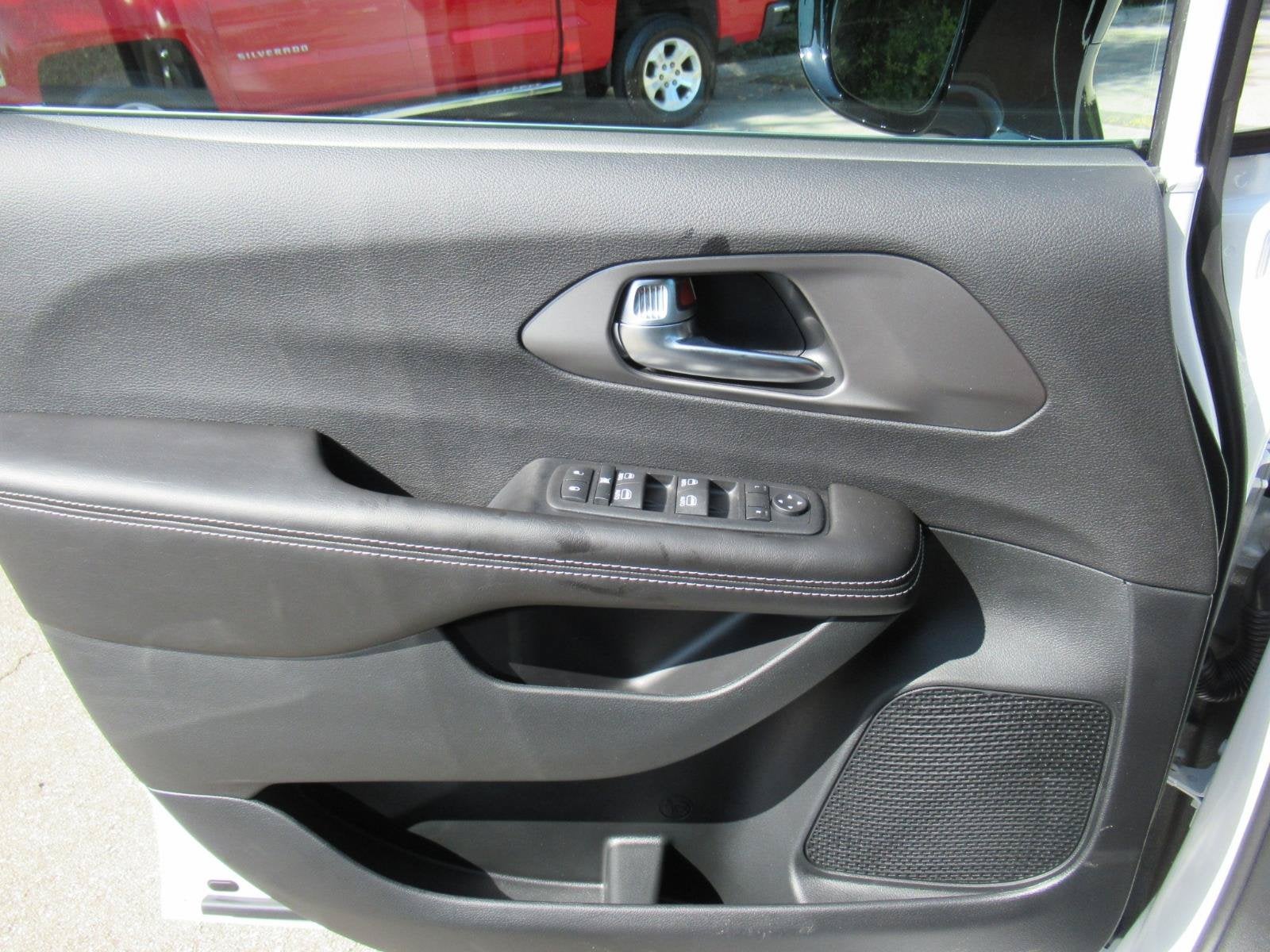 2027 Chrysler Pacifica PACIFICA LX