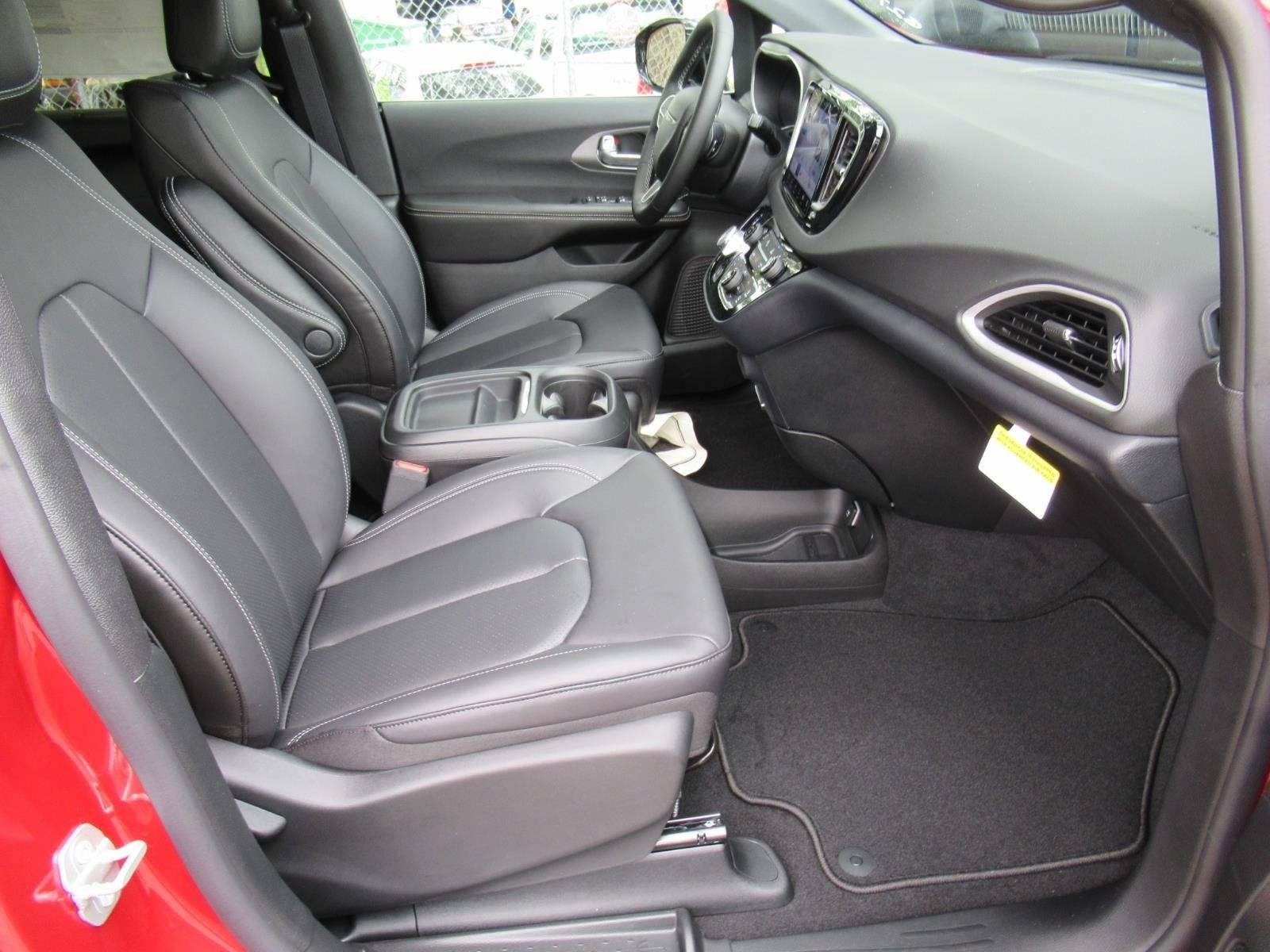 2027 Chrysler Pacifica PACIFICA LX