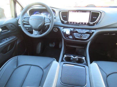 2027 Chrysler Pacifica PACIFICA LIMITED