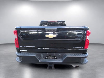 2023 Chevrolet Silverado 2500HD 4WD Crew Cab Standard Bed Custom