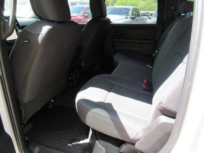 2026 RAM Ram 2500 RAM 2500 BLACK EXPRESS CREW CAB 4X2 6'4' BOX