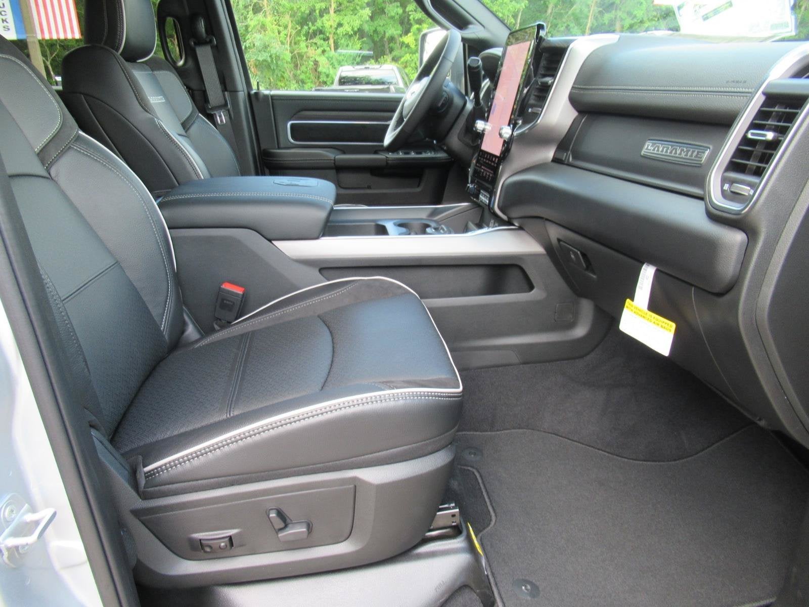 2027 RAM Ram 2500 RAM 2500 LARAMIE CREW CAB 4X4 6'4' BOX