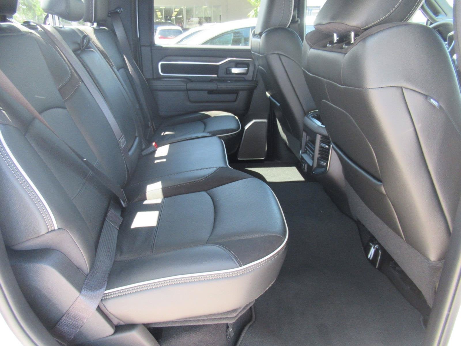 2027 RAM Ram 2500 RAM 2500 LARAMIE CREW CAB 4X4 6'4' BOX
