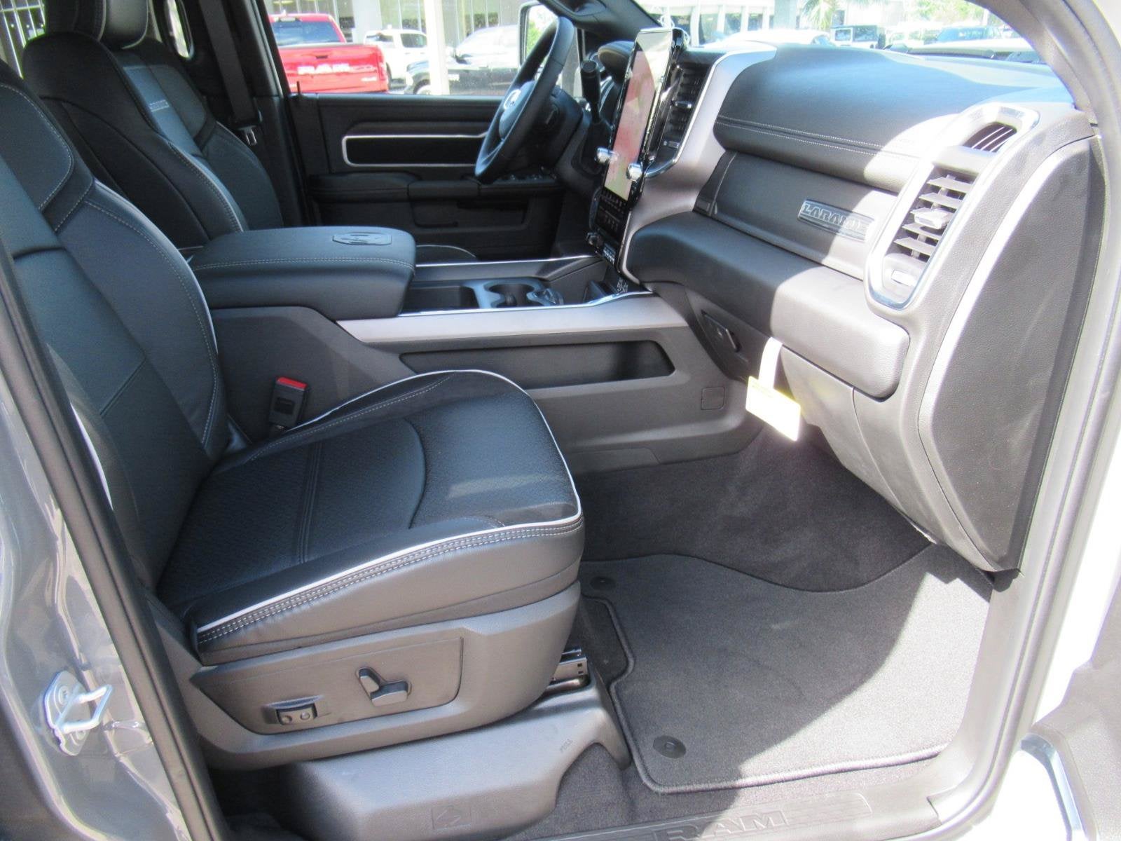 2027 RAM Ram 2500 RAM 2500 LARAMIE CREW CAB 4X4 6'4' BOX