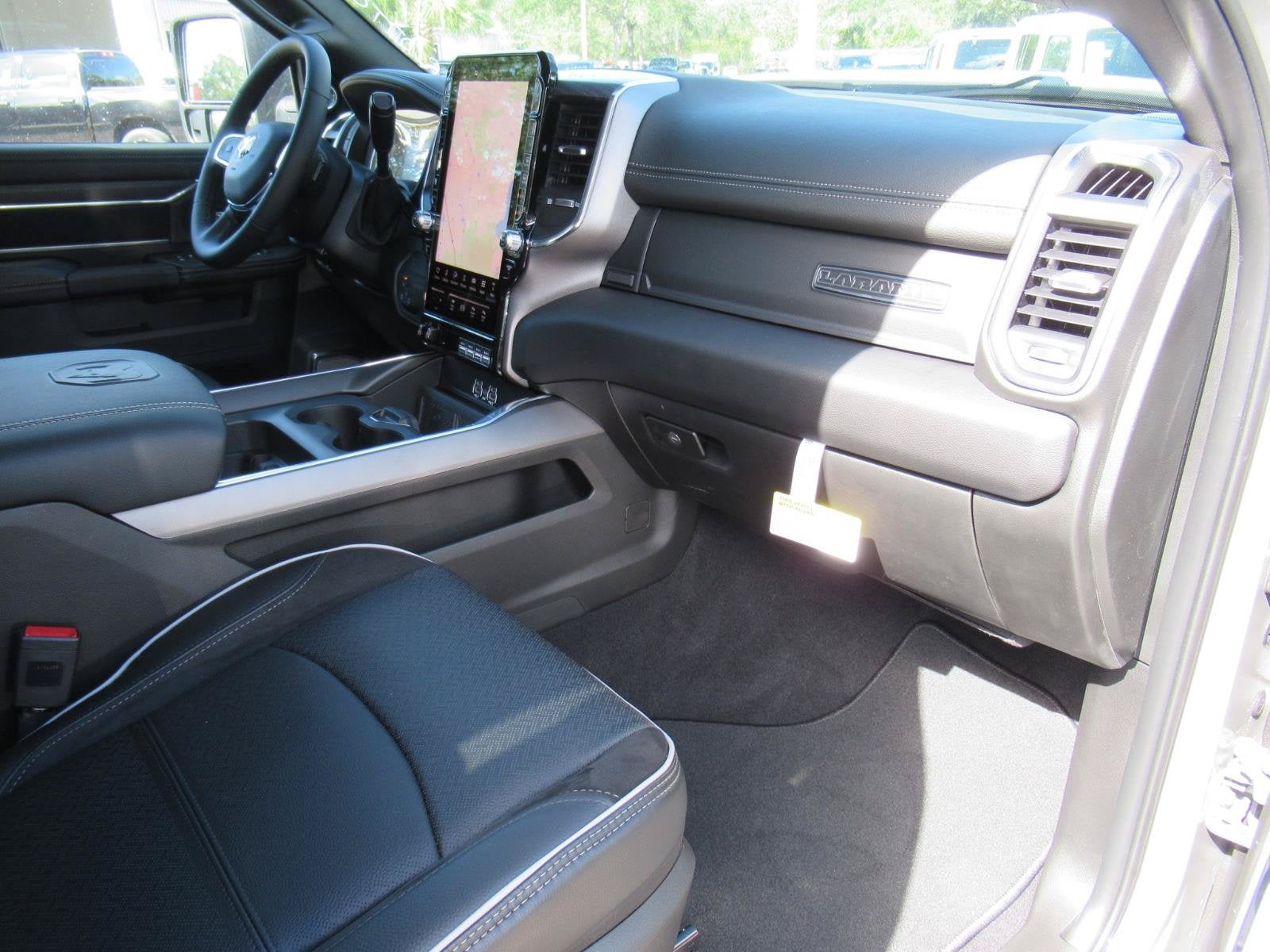 2027 RAM Ram 2500 RAM 2500 LARAMIE CREW CAB 4X4 6'4' BOX
