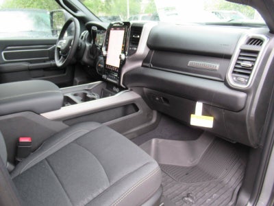2027 RAM 3500 RAM 3500 BIG HORN CREW CAB 4X4 8' BOX