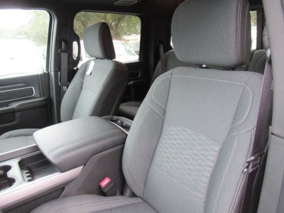2027 RAM 3500 RAM 3500 BIG HORN CREW CAB 4X4 8' BOX