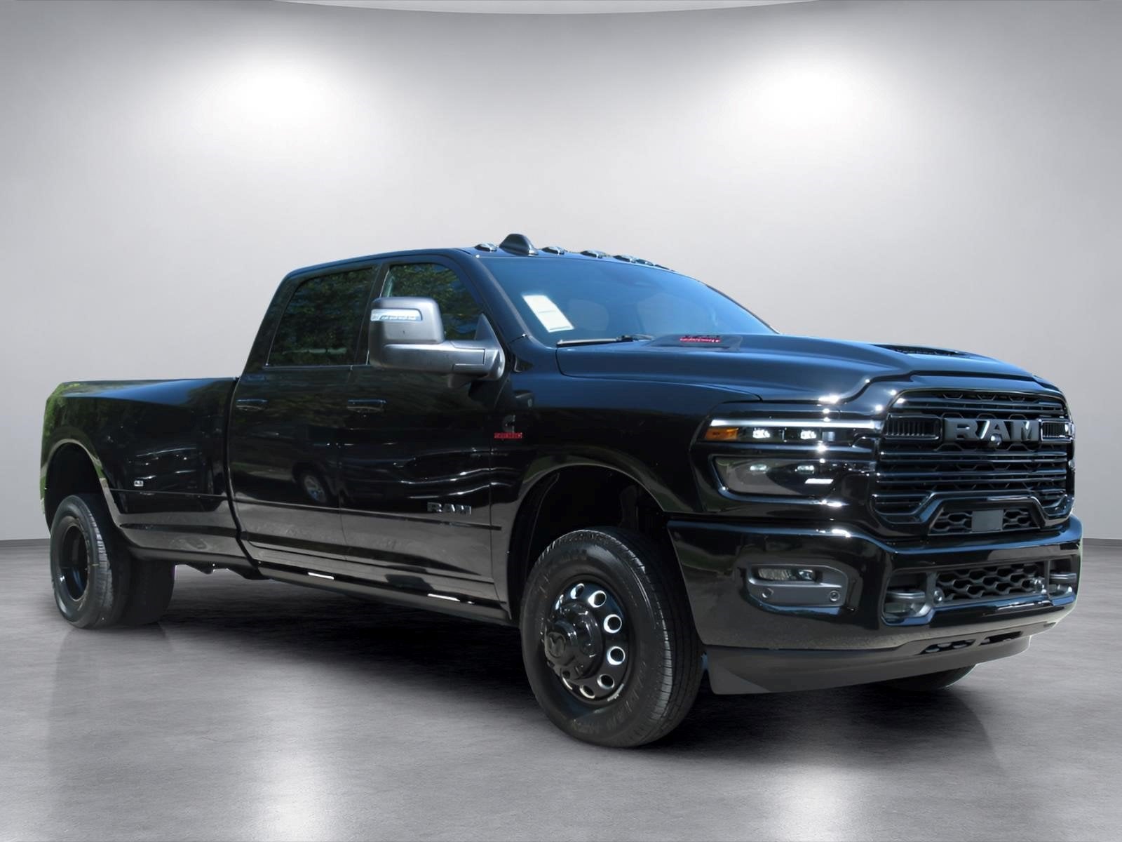 2027 RAM Ram 3500 RAM 3500 LARAMIE CREW CAB 4X4 8' BOX