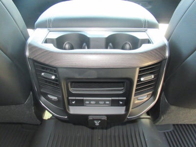 2027 RAM Ram 3500 RAM 3500 LARAMIE CREW CAB 4X4 8' BOX