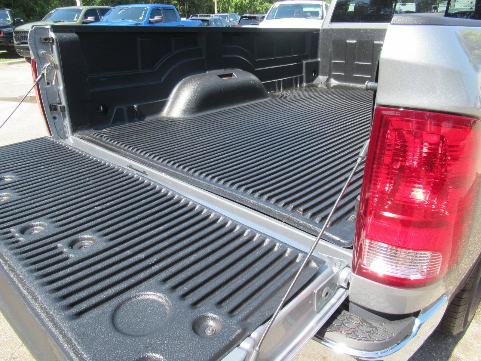 2023 RAM 1500 Classic Tradesman Regular Cab 4x2 8' Box