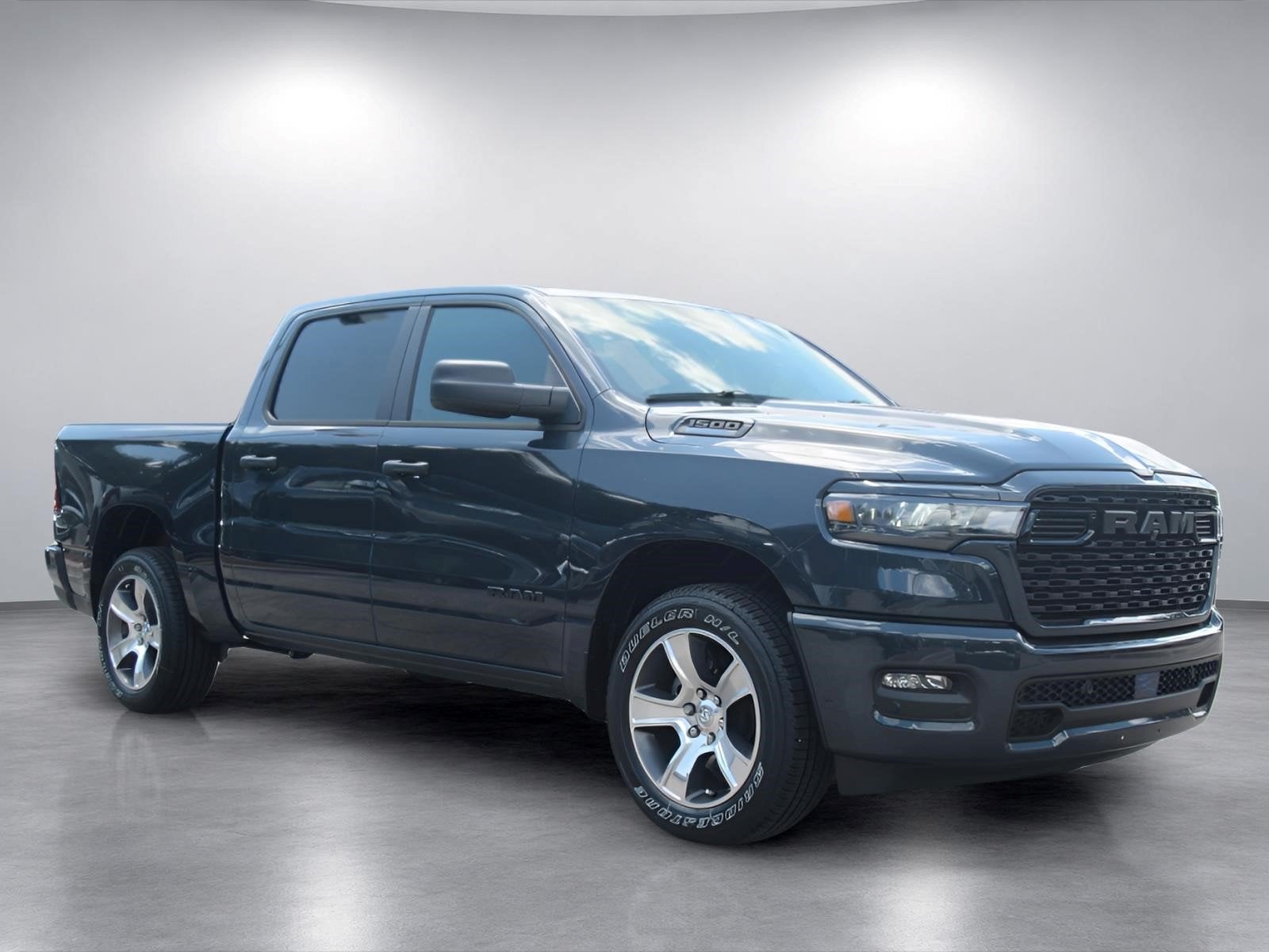 2026 RAM 1500 RAM 1500 EXPRESS CREW CAB 4X2 5'7' BOX