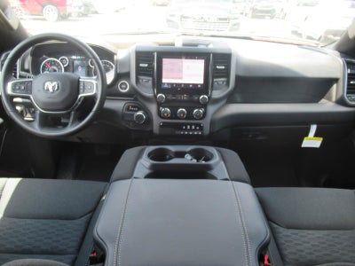 2026 RAM 1500 RAM 1500 EXPRESS CREW CAB 4X2 5'7' BOX