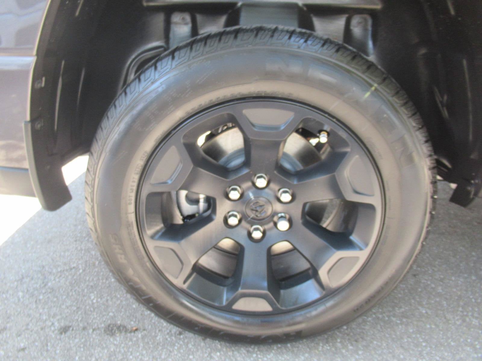 2026 RAM Ram 1500 RAM 1500 EXPRESS CREW CAB 4X4 5'7' BOX