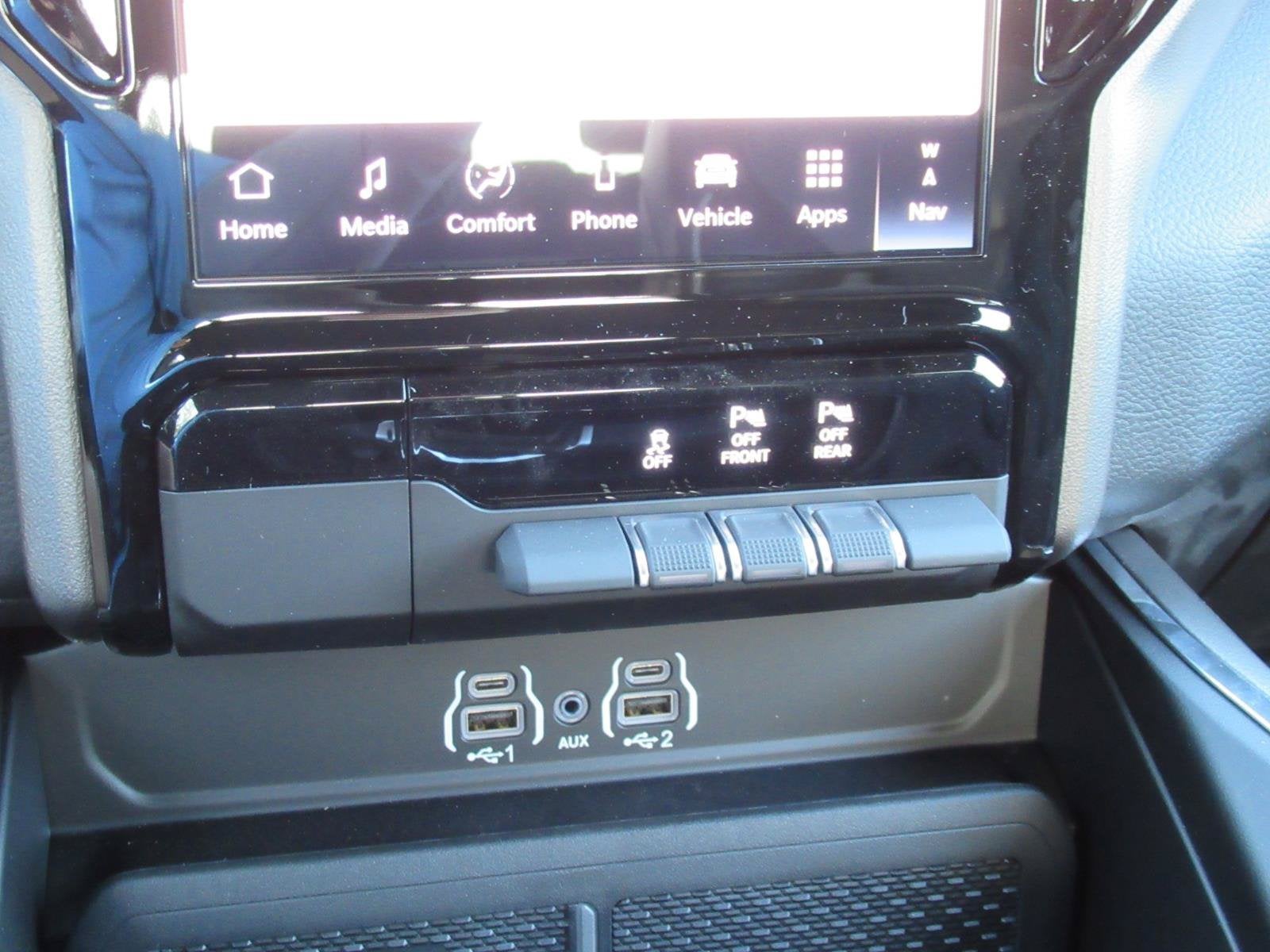 2026 RAM 1500 RAM 1500 LARAMIE CREW CAB 4X4 5'7' BOX
