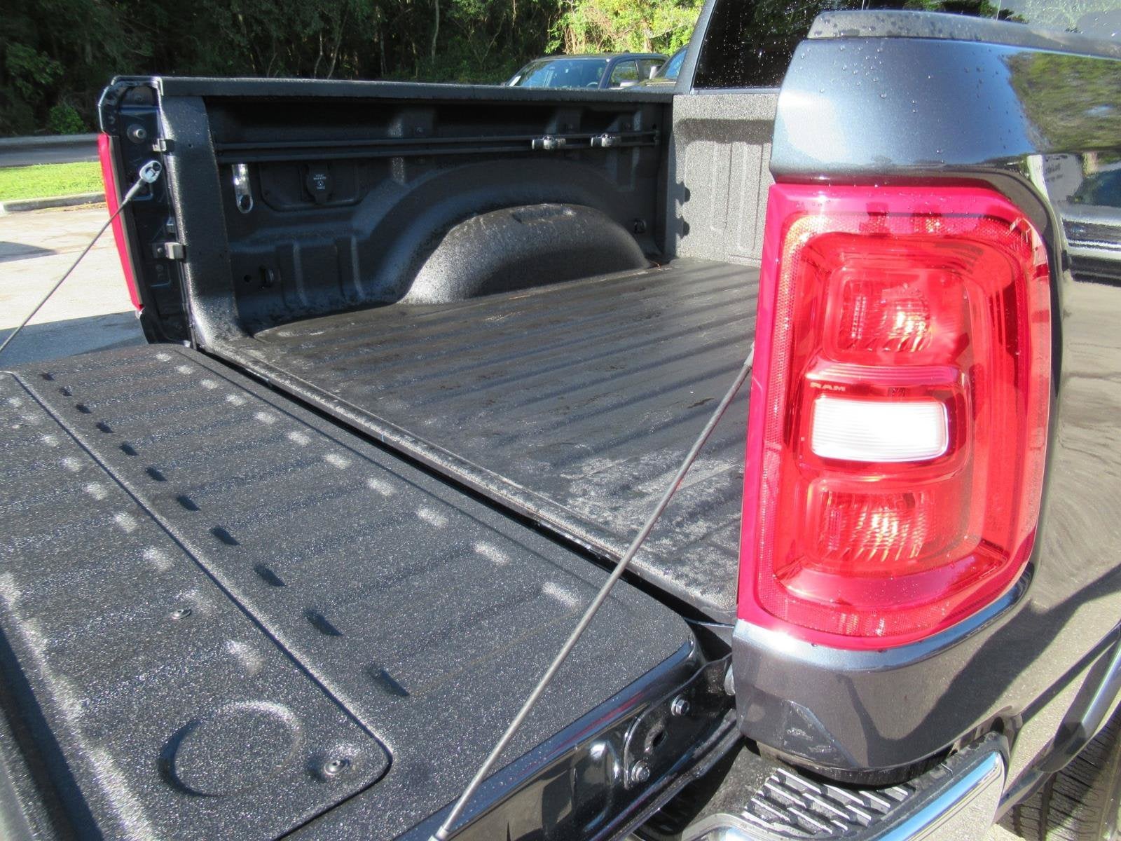 2026 RAM 1500 RAM 1500 LARAMIE CREW CAB 4X4 5'7' BOX