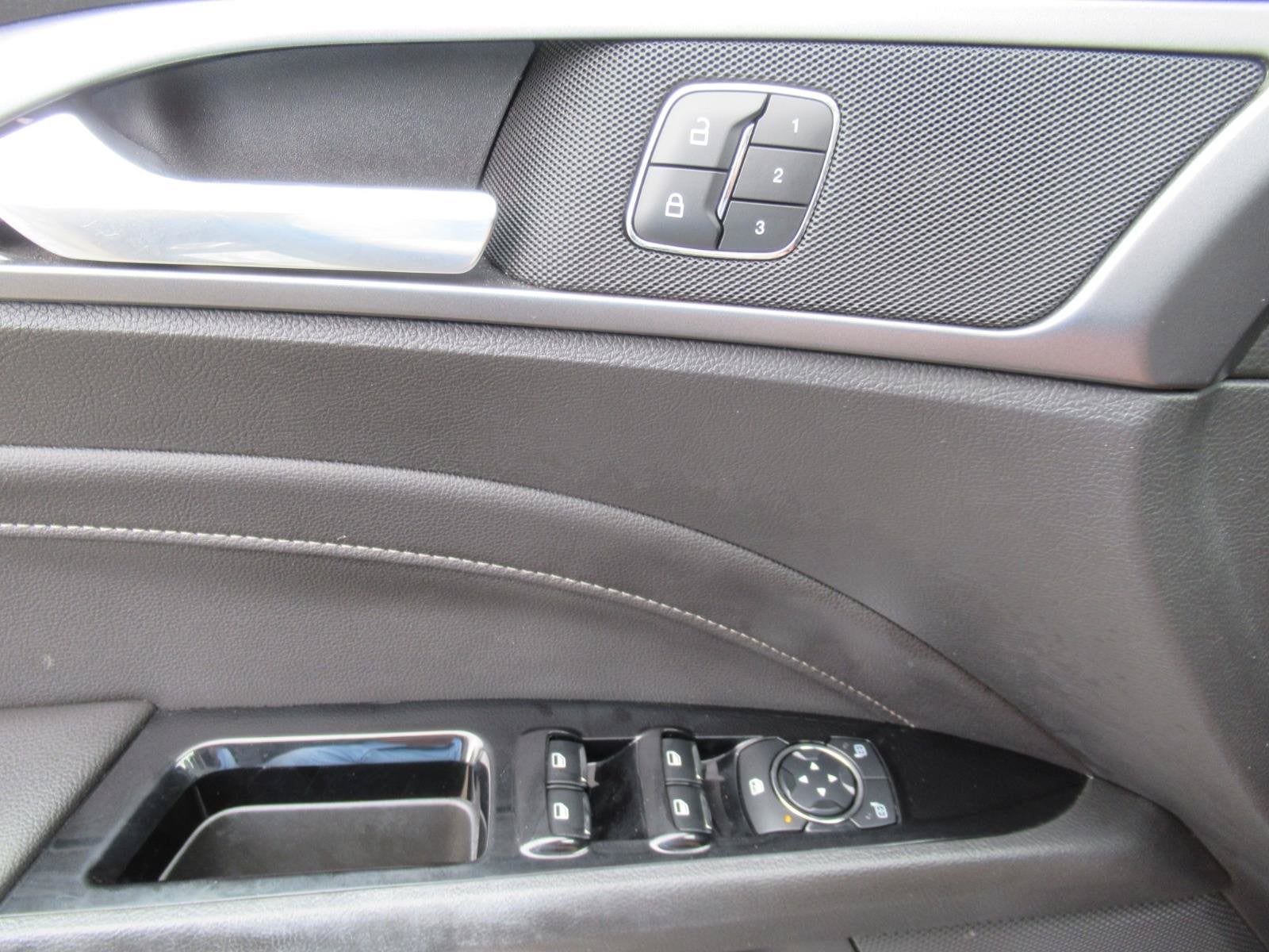 2013 Ford Fusion Hybrid Titanium