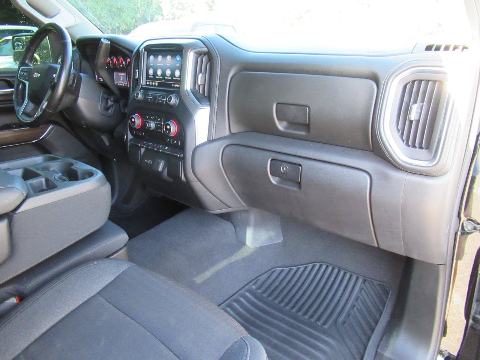 2022 Chevrolet Silverado 1500 LTD 4WD Crew Cab Short Bed LT with 2FL